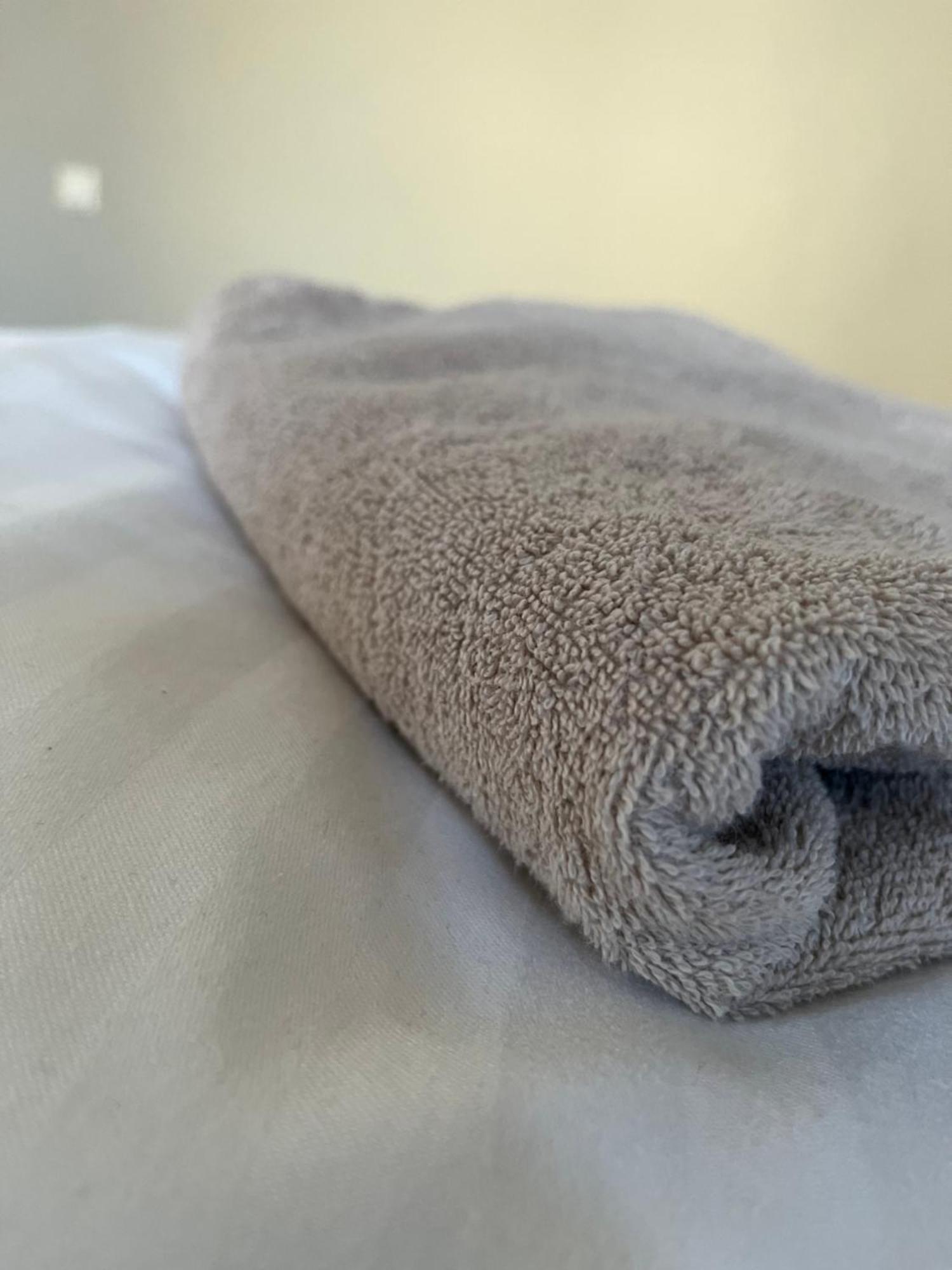 4U Hotel Men Only Hohenthurn Εξωτερικό φωτογραφία